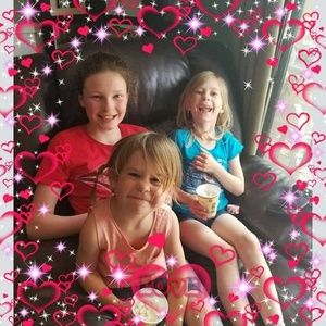 Meet your Posher, Lori